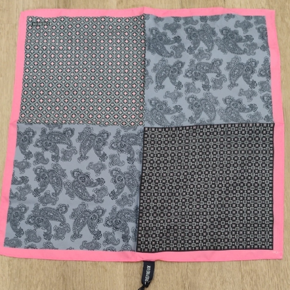Daniel Cremieux Silk 4 Square Pocket Square